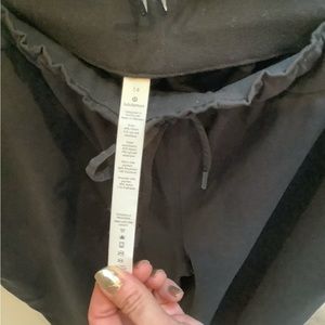 Lululemon jogger black, size 14.